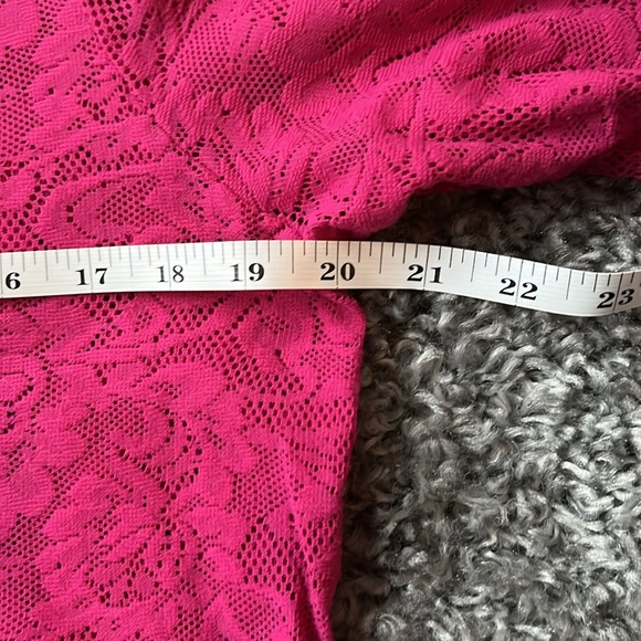 Ariat Hot Pink Long Sleeve Laced Top - XXL - Picture 6 of 7